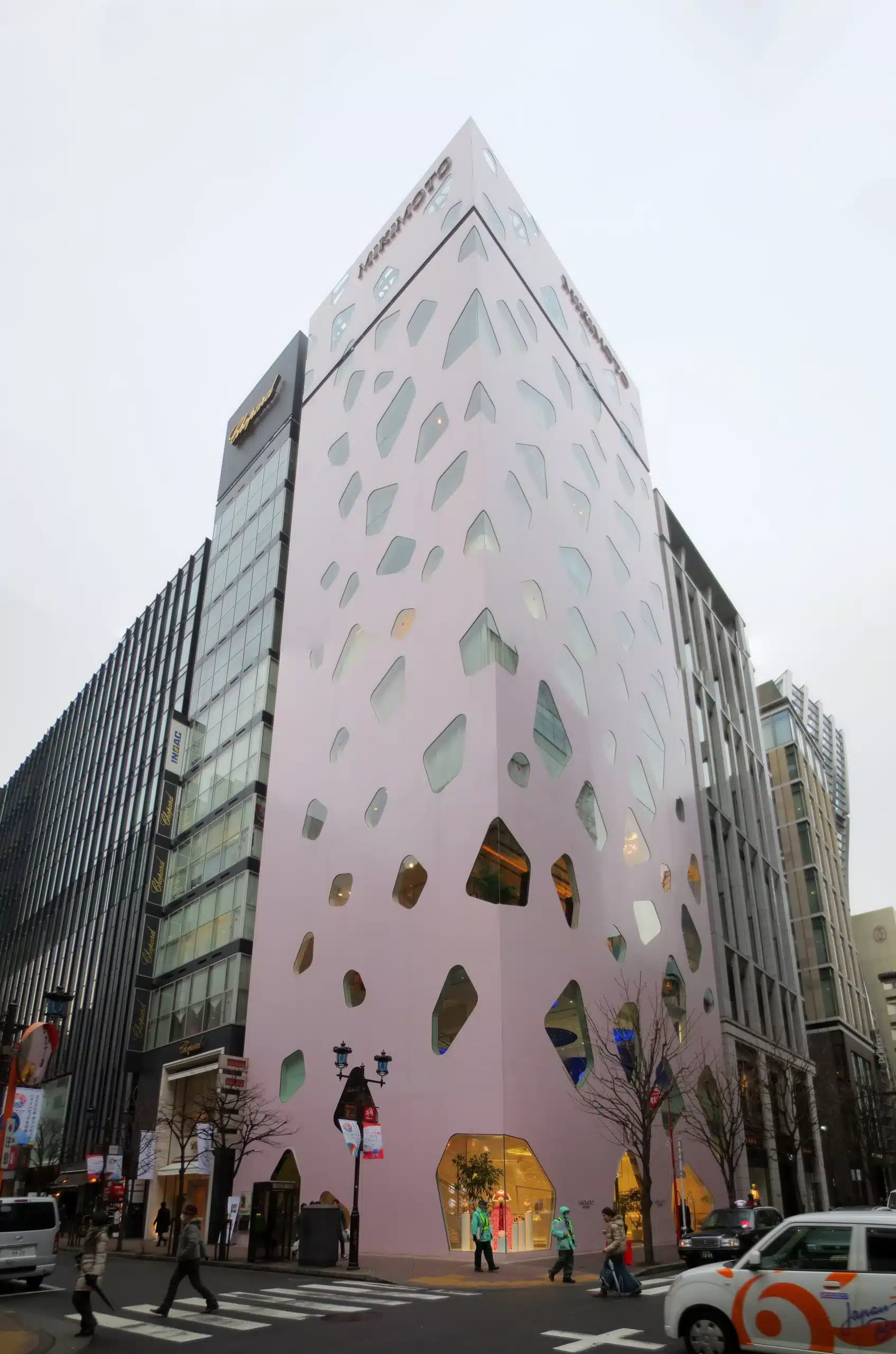 Dior Ginza Office, Kumiko Inui)  Retail architecture, Retail